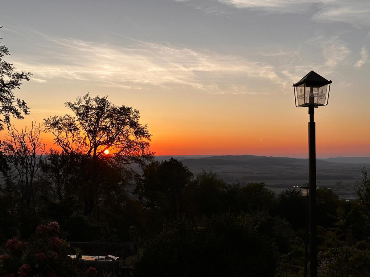 Ausblick Am Wieterturm นอร์ทไฮม์ ภายนอก รูปภาพ